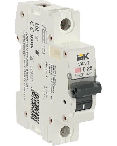 M06N 1P C 25А 6кА ARMAT (AR-M06N-1-C025). Автоматический выключатель. IEK в Черкесске