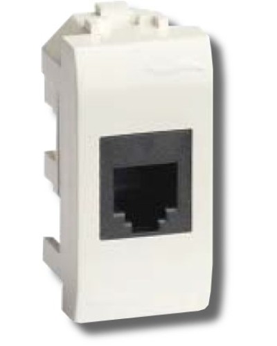 Розетка RJ-45 Brava 1 модуль белая (76457B): Розетка компьютерная экранированная с одним разъёмом в Черкесске