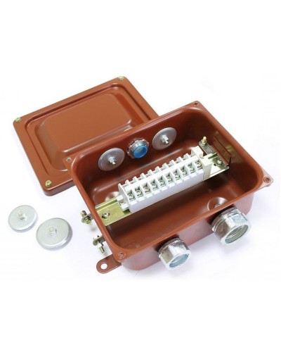ККМА-10 У2 IP54 (zeta30372). Коробка клеммная металлическая с муфтами АТК для трубной электропроводки. ЗЭТА в Черкесске